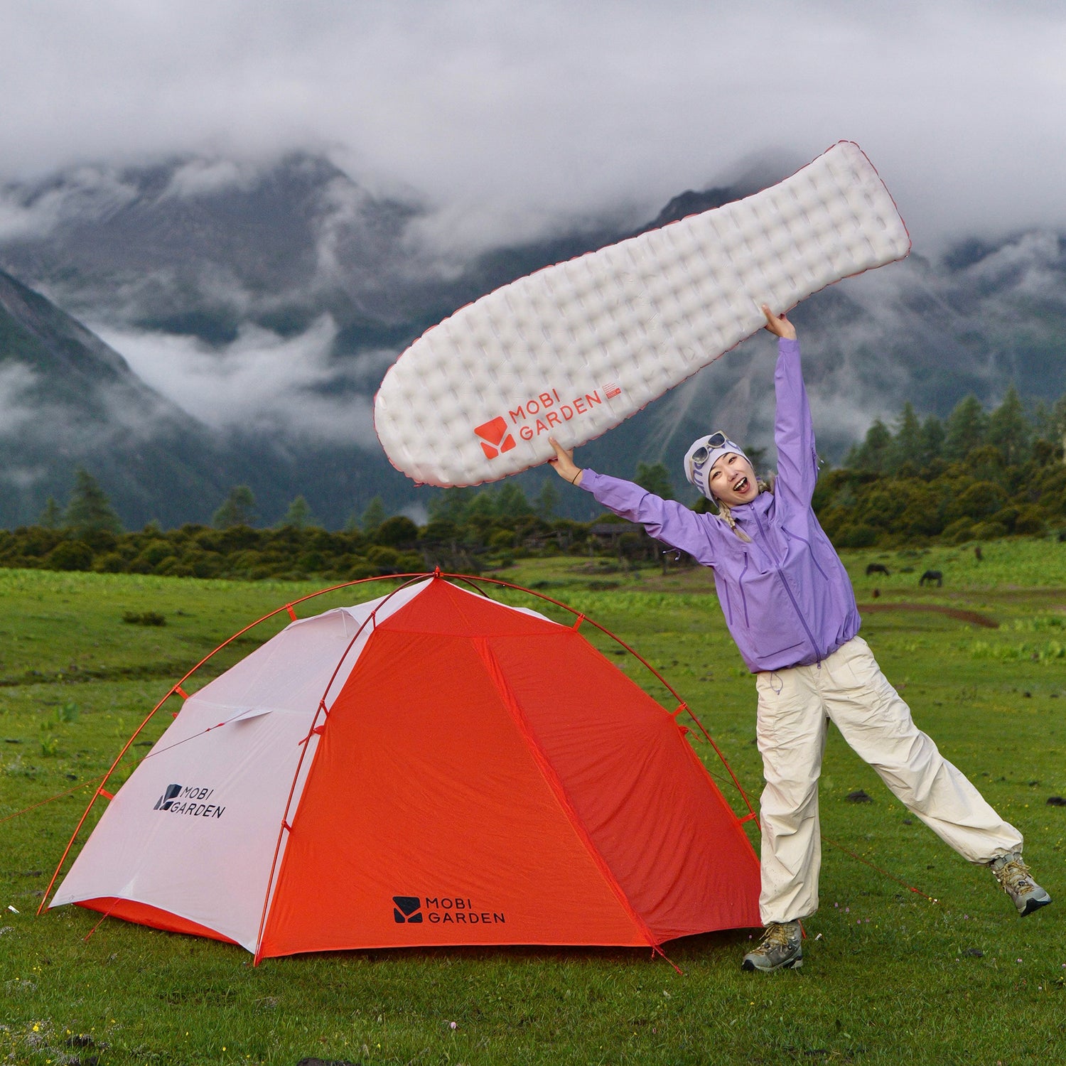 Gennye Pro Insulated Air Sleeping Pad - Mummy Regular - R-Value 3.9
