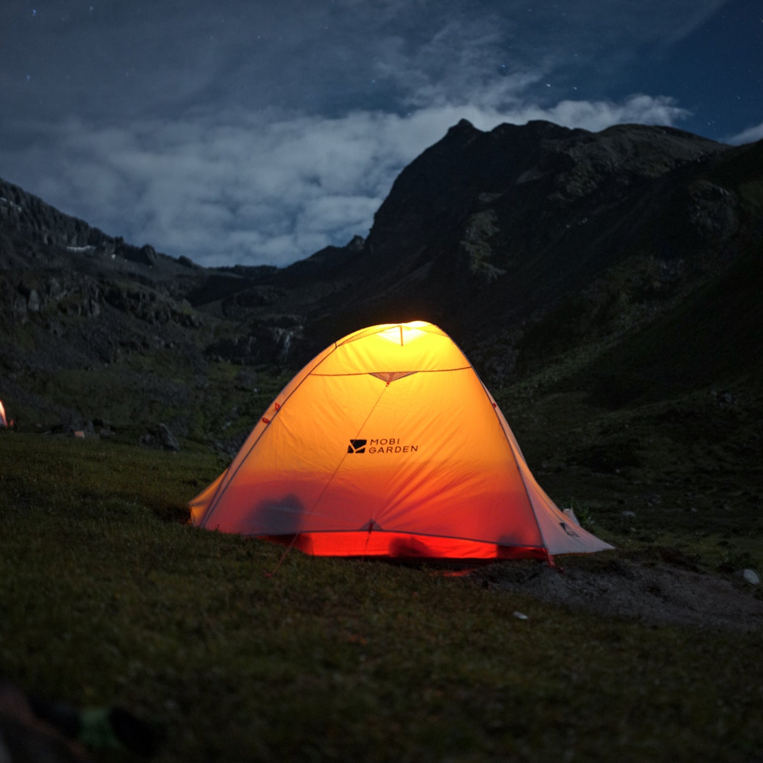 Mobi Garden Kongar UL Tent – 3.2 lbs Minimum Trail Weight