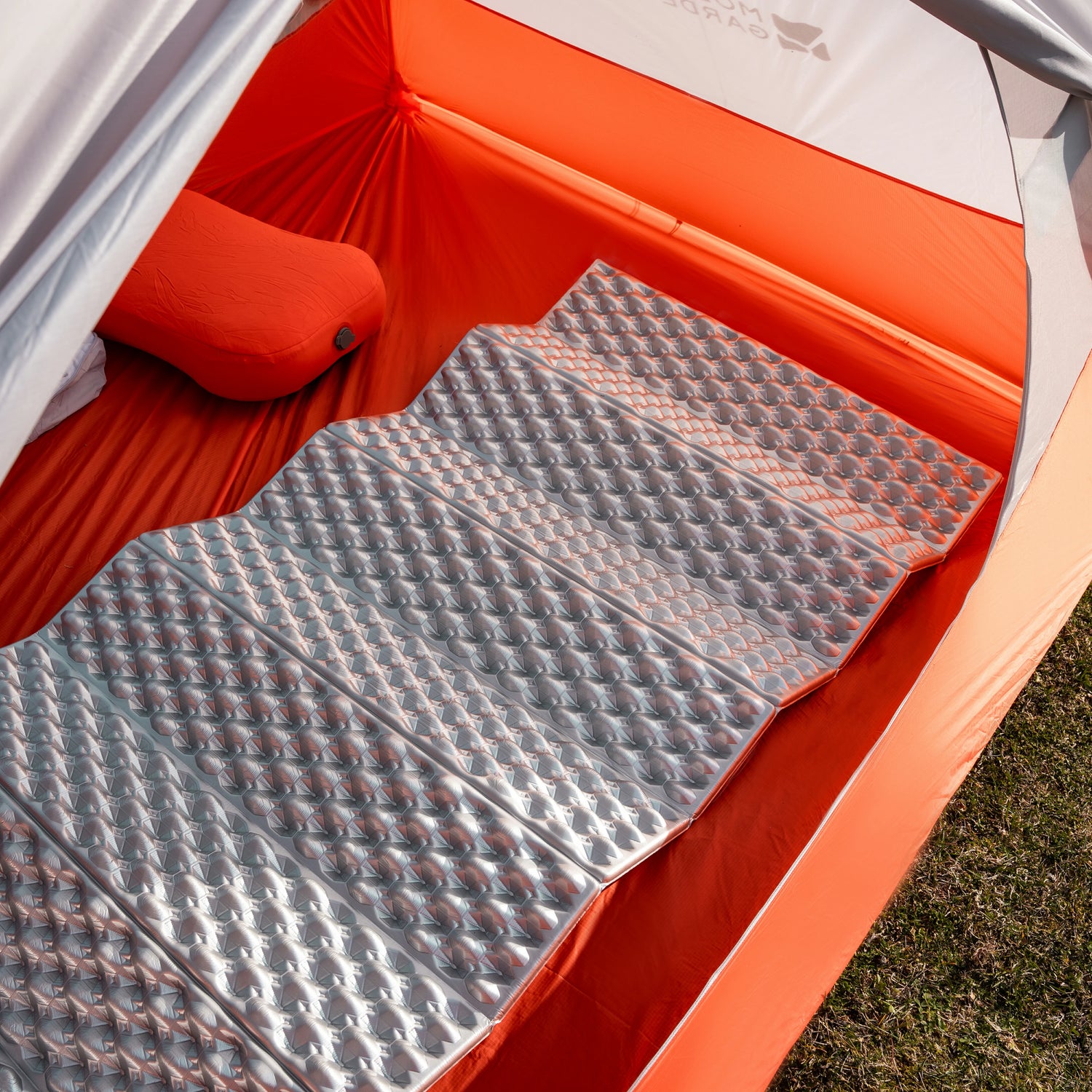 CREST MAT SLEEPING PAD R2.2