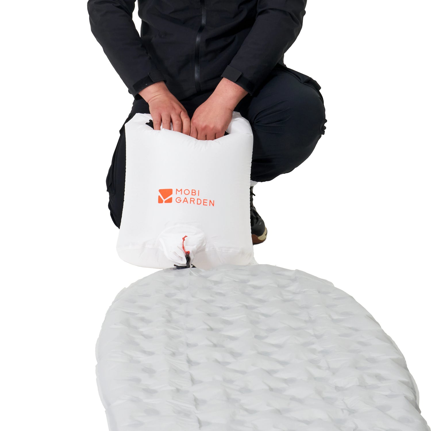 Gennye Pro Insulated Air Sleeping Pad - Mummy Regular - R-Value 8.8